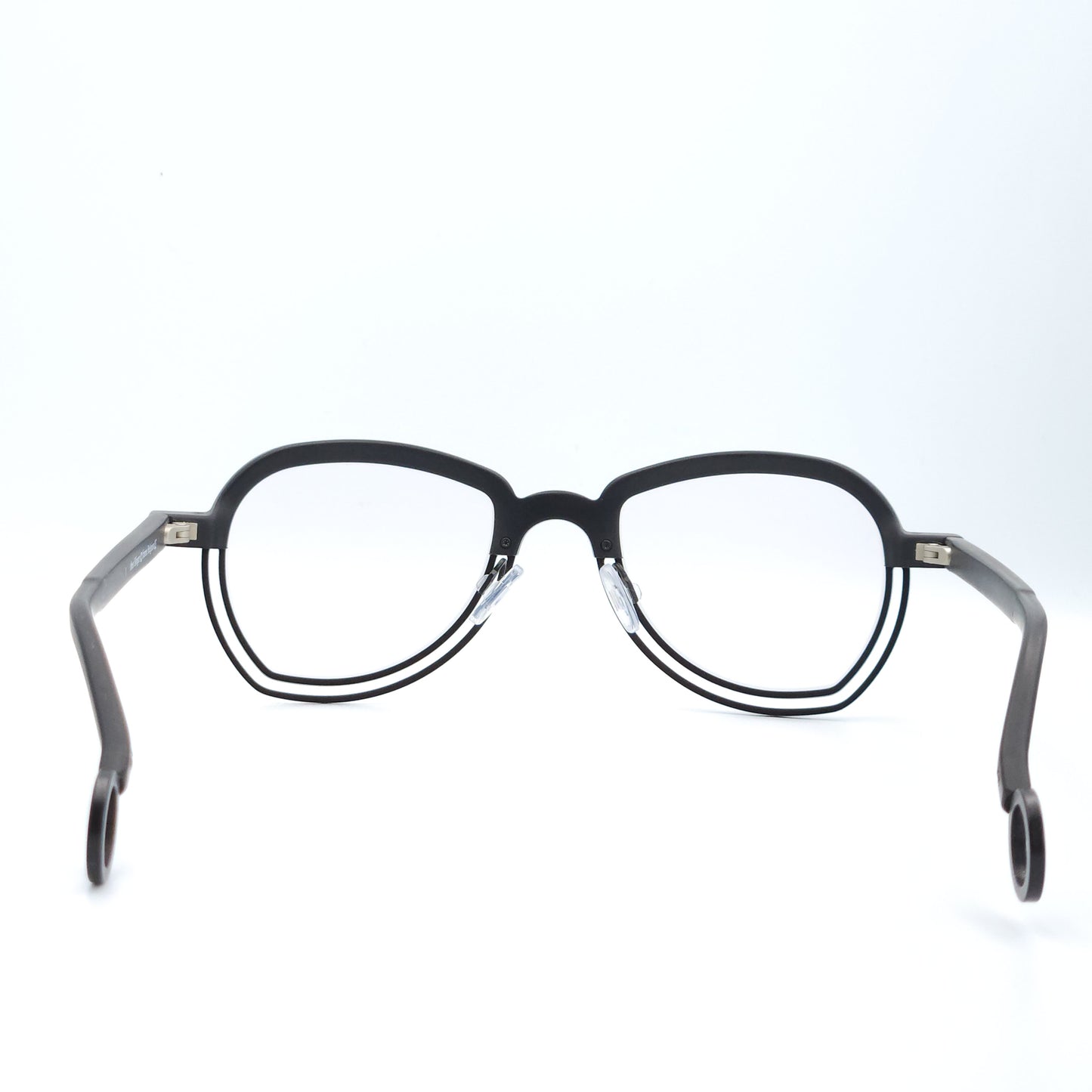 Theo Eyewear Slinger 1