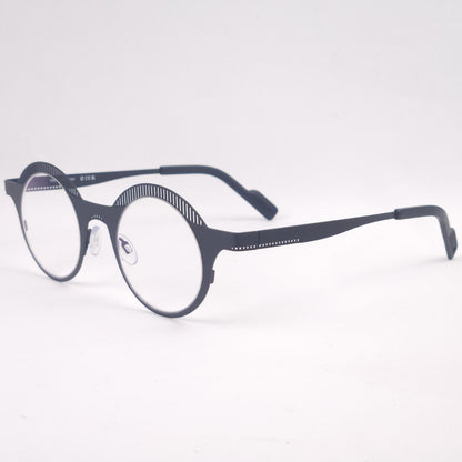 Theo Eyewear Pen 5
