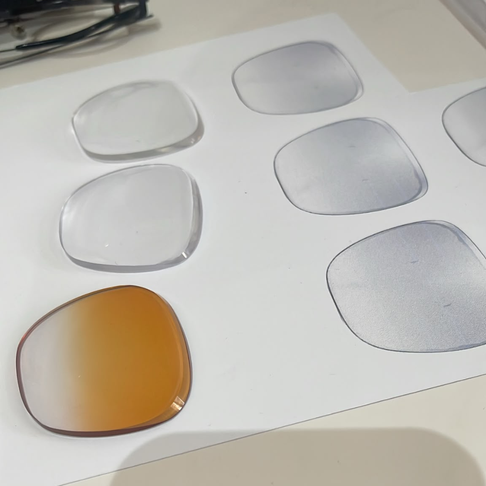 Bespoke rimless lens shape development and templates for custom eyewear design